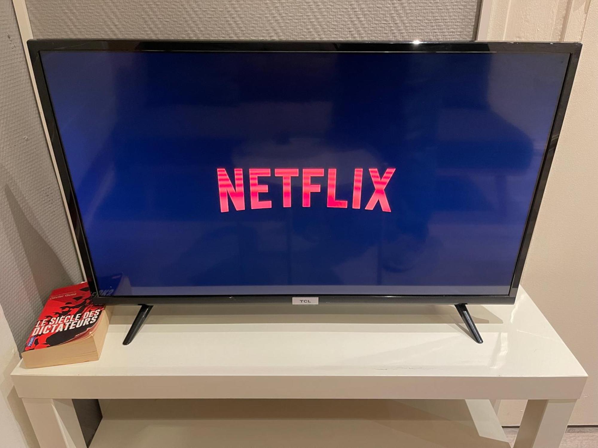 010 Chic & Cosy F1 29M2 Hypercentre Wifi Smart Tv Netflix Apartment Saint-Etienne  Bagian luar foto